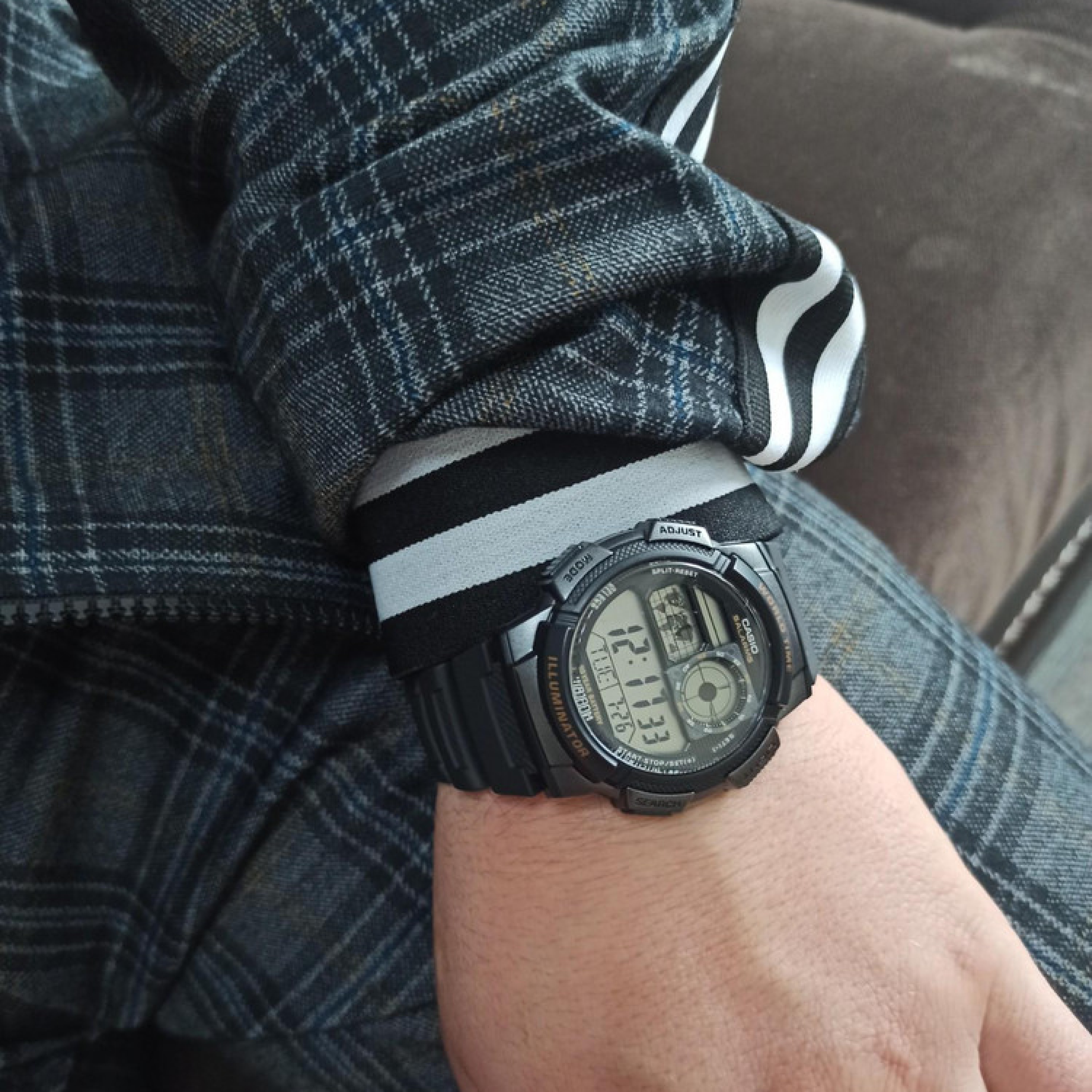 CASIO AE-1000W-1A - фото 4