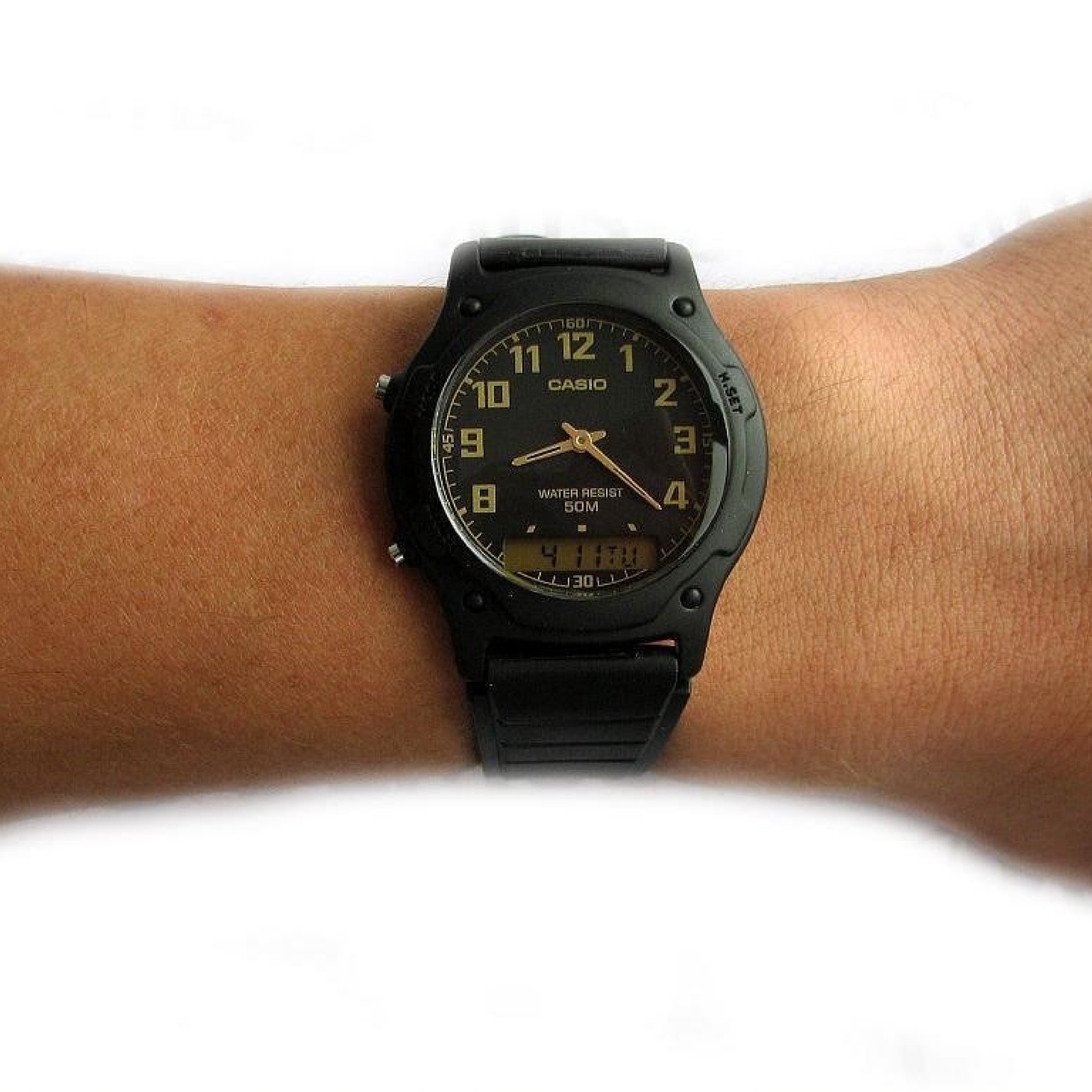 CASIO AW-49H-1B - фото 4