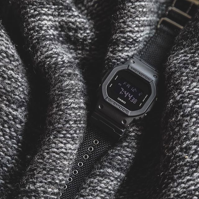 CASIO    G-SHOCK DW-5600BBN-1 - фото 2