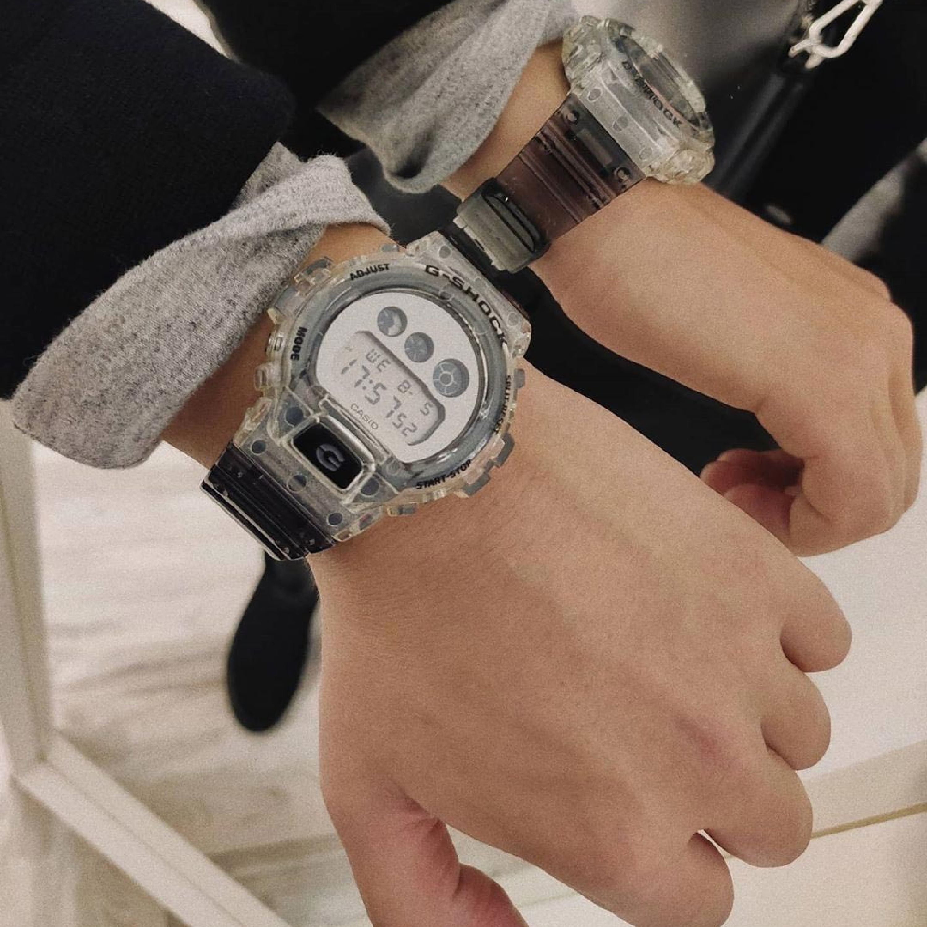 CASIO    G-SHOCK DW-6900SK-1 - фото 4