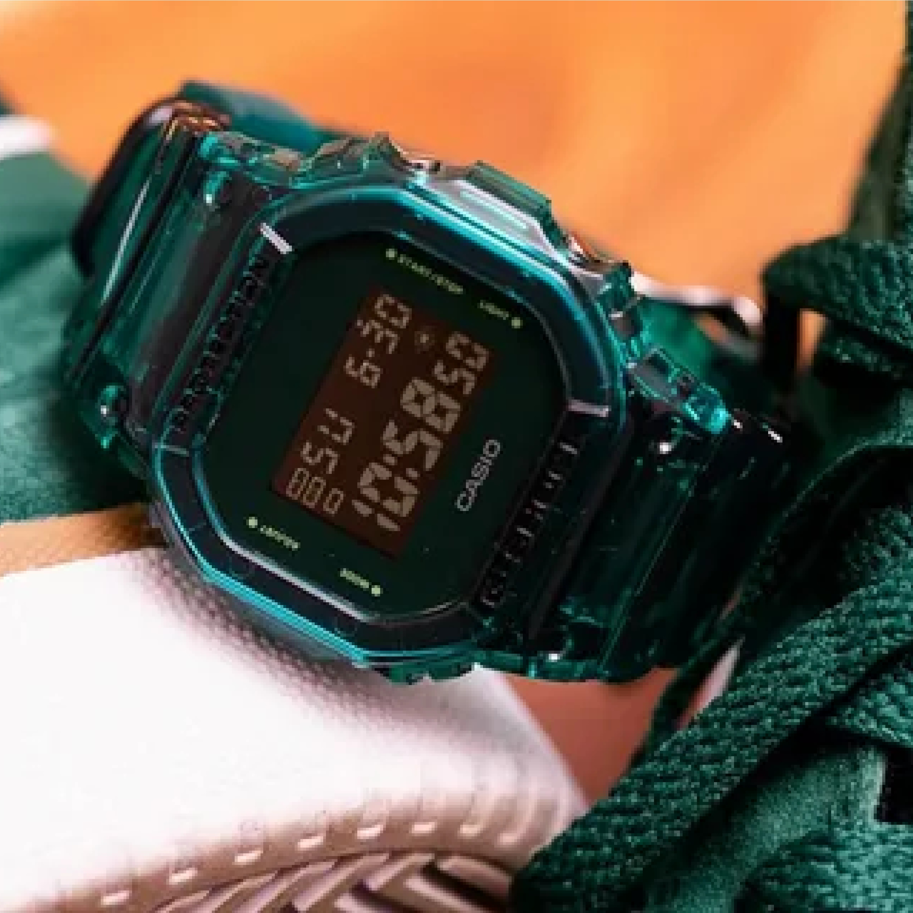 CASIO    G-SHOCK DW-B5600G-2 - фото 4