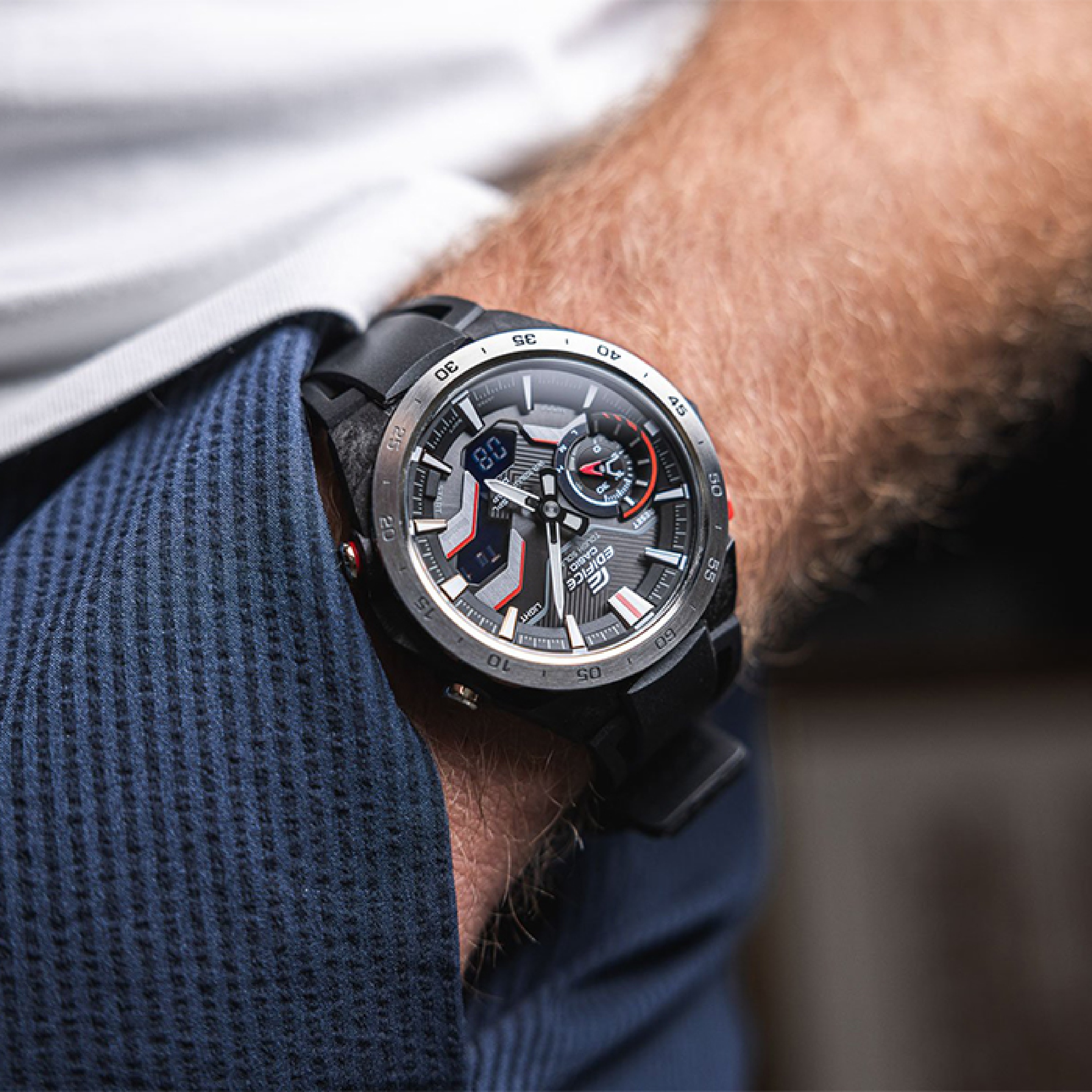 CASIO    EDIFICE ECB-2200P-1A - фото 4