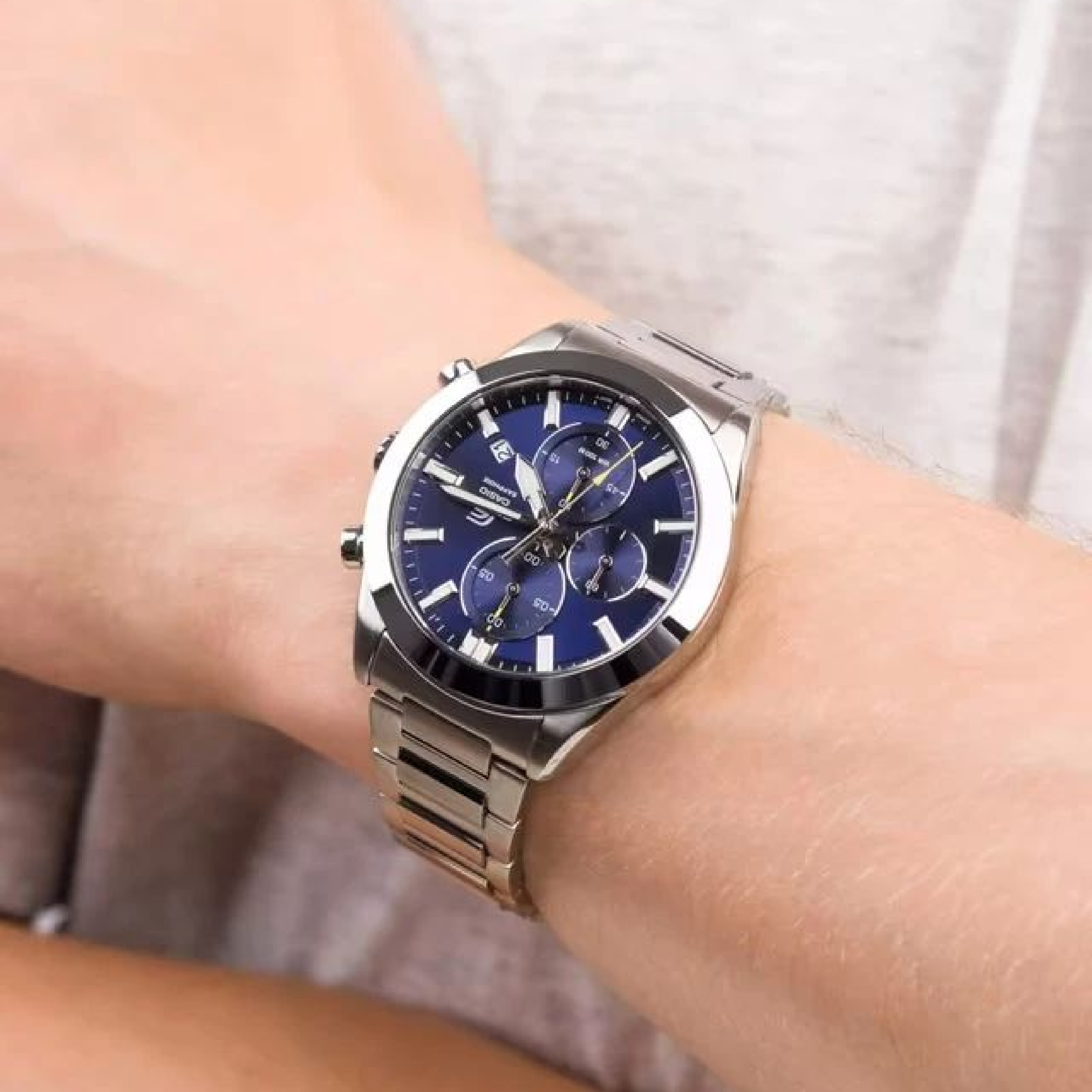 CASIO    EDIFICE EFB-710D-2A - фото 4