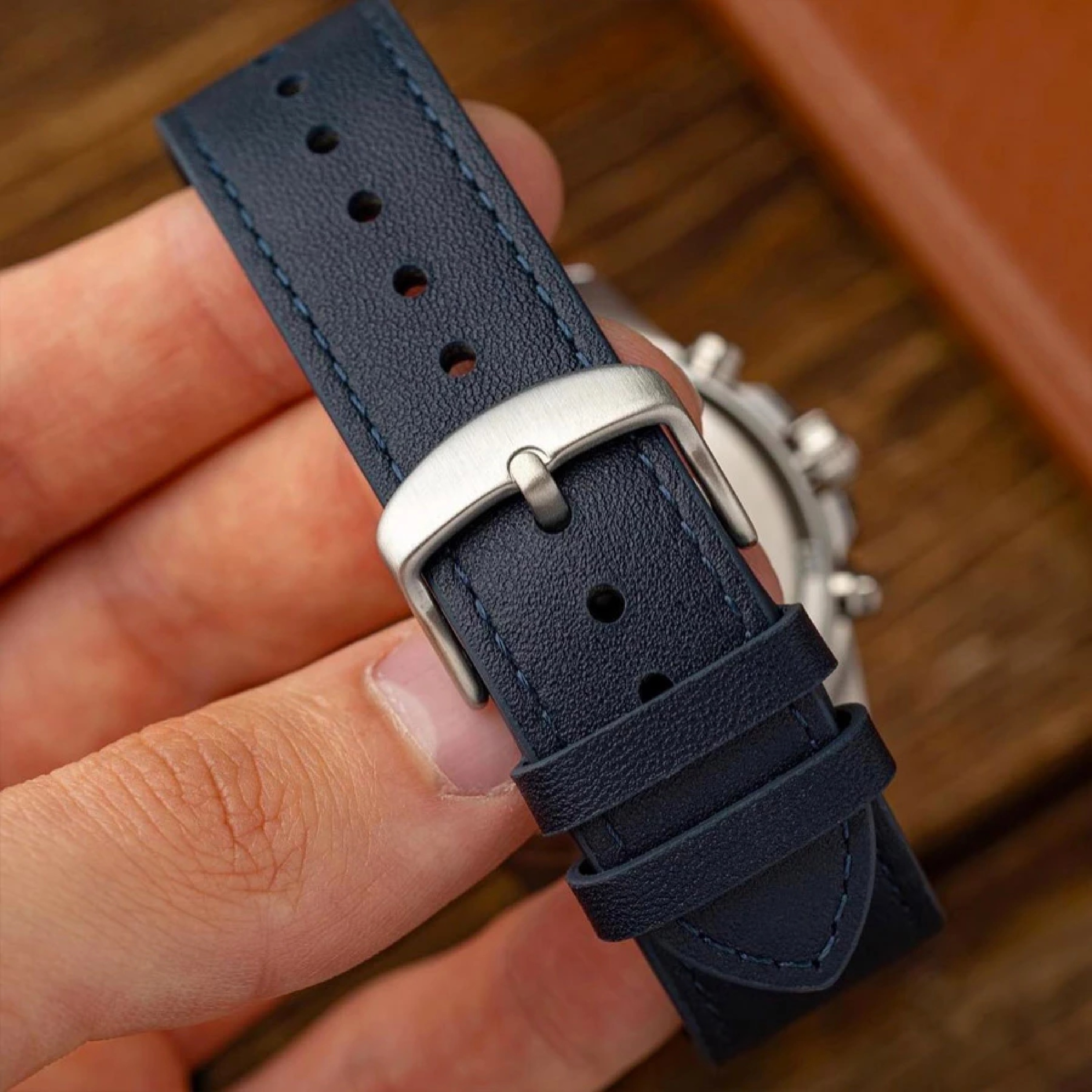 CASIO    EDIFICE EFR-526L-2C - фото 3