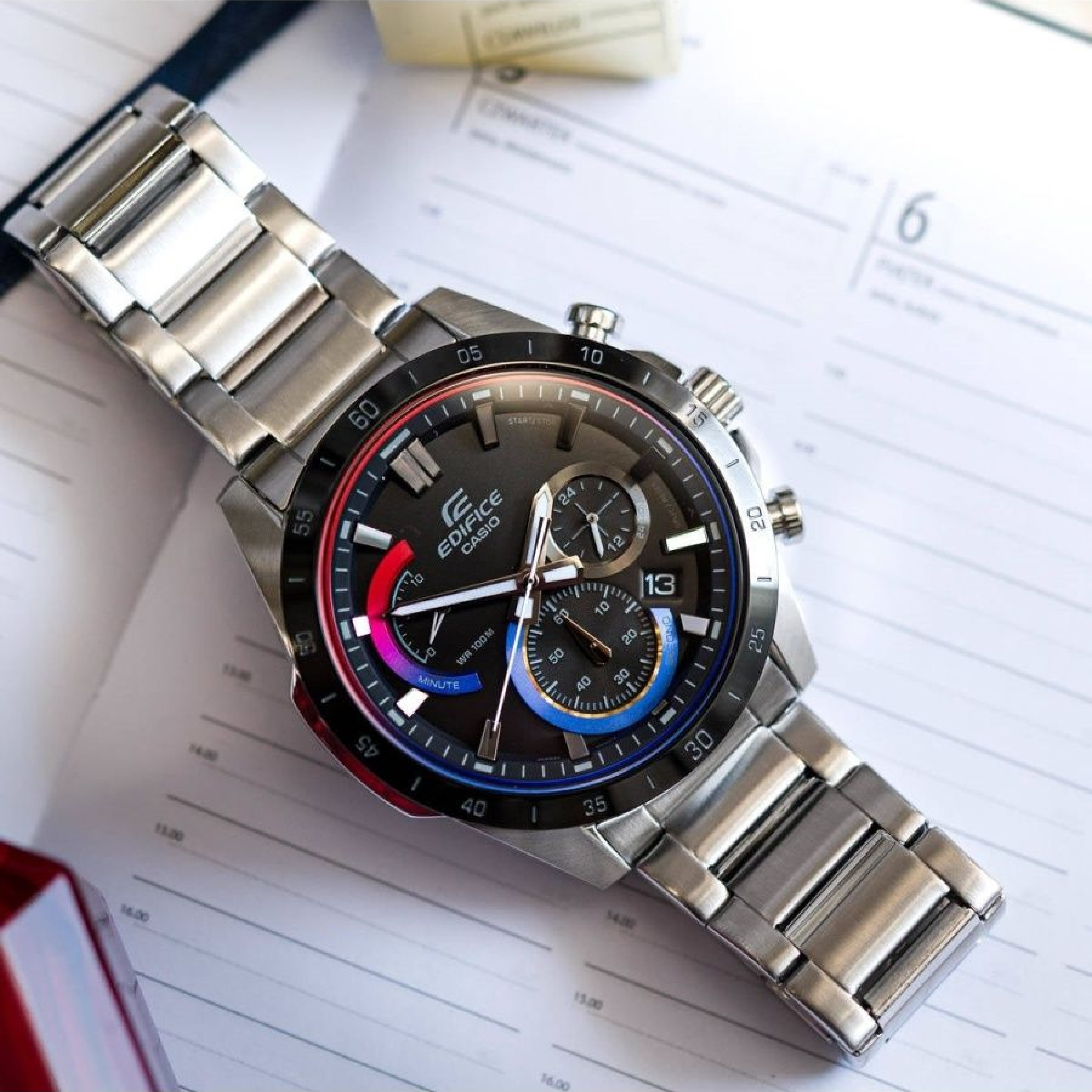 CASIO    EDIFICE EFR-573HG-1A - фото 2