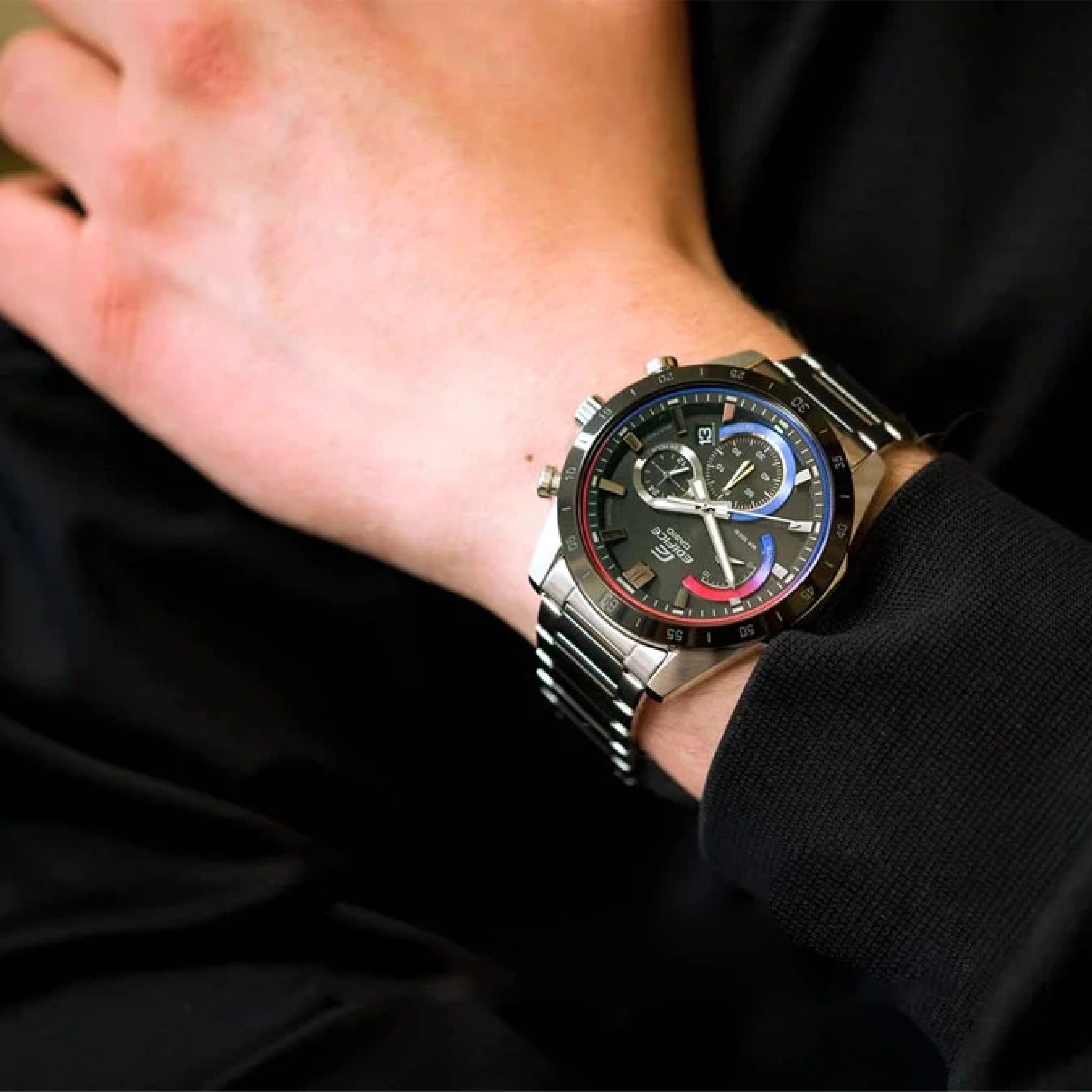 CASIO    EDIFICE EFR-573HG-1A - фото 4