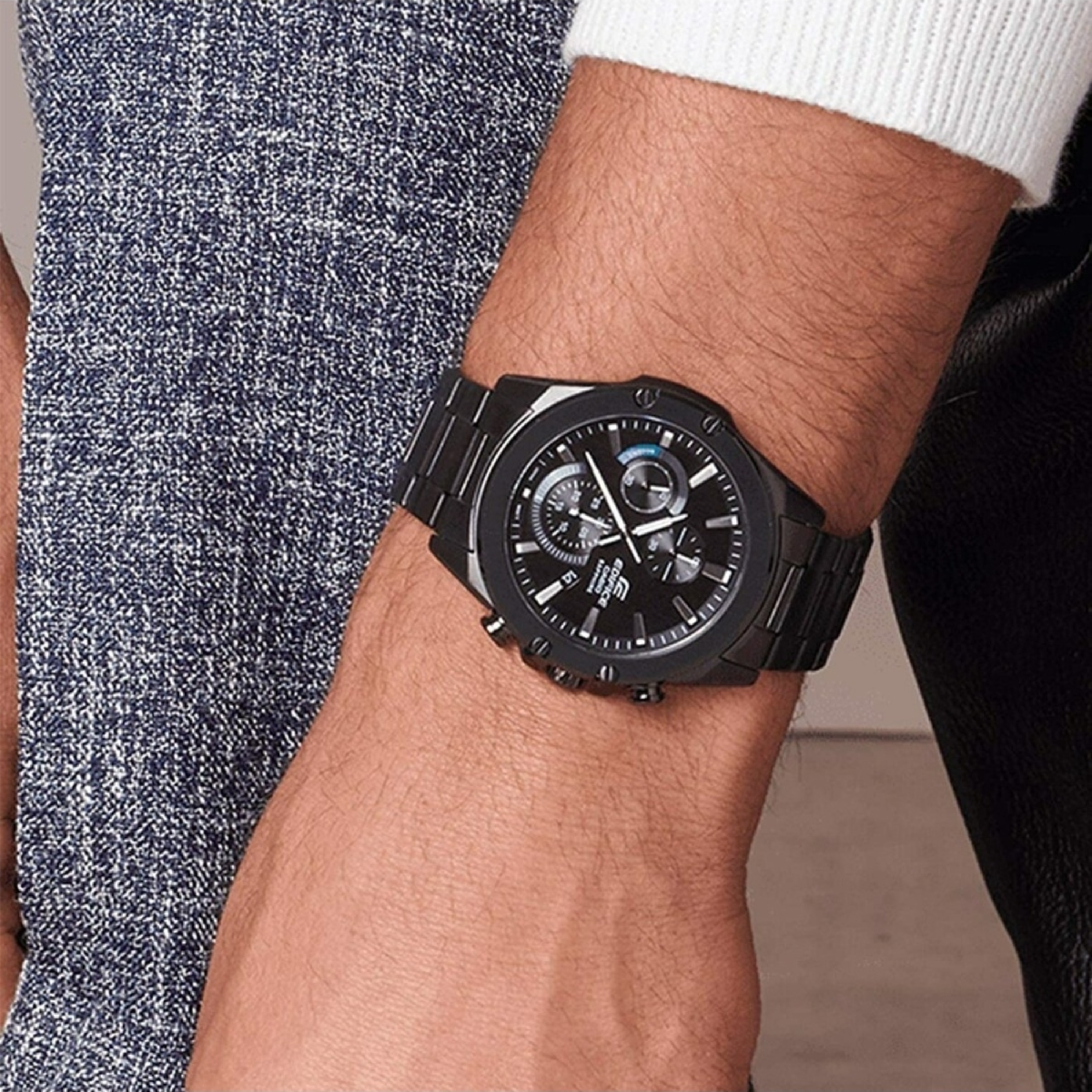 CASIO    EDIFICE EFR-S567DC-1A - фото 4