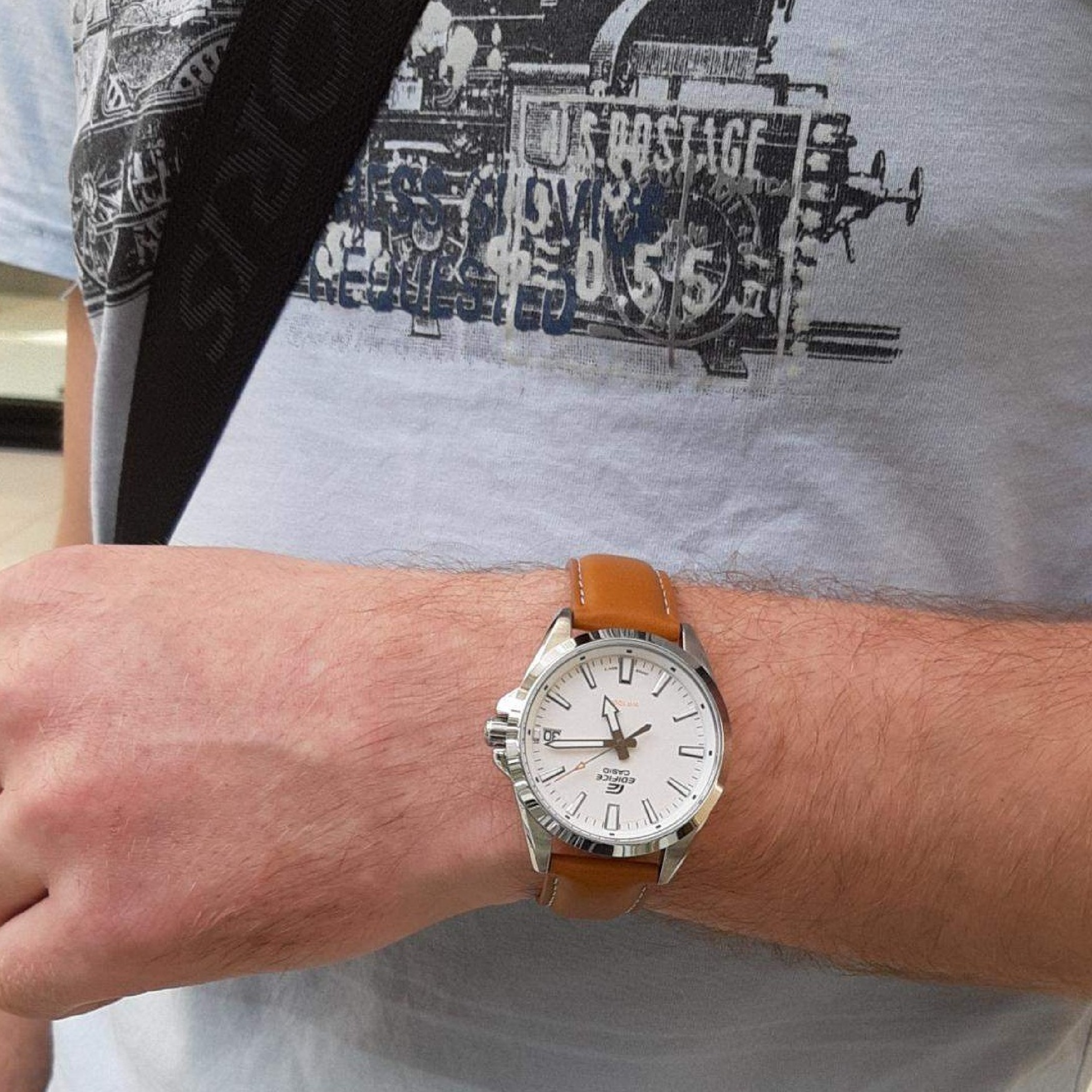 CASIO    EDIFICE EFV-100L-7A - фото 4