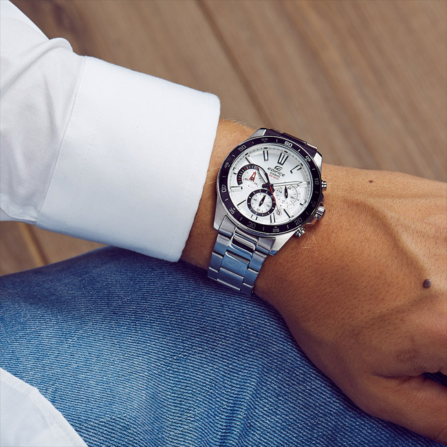 CASIO    EDIFICE EFV-570D-7A - фото 4