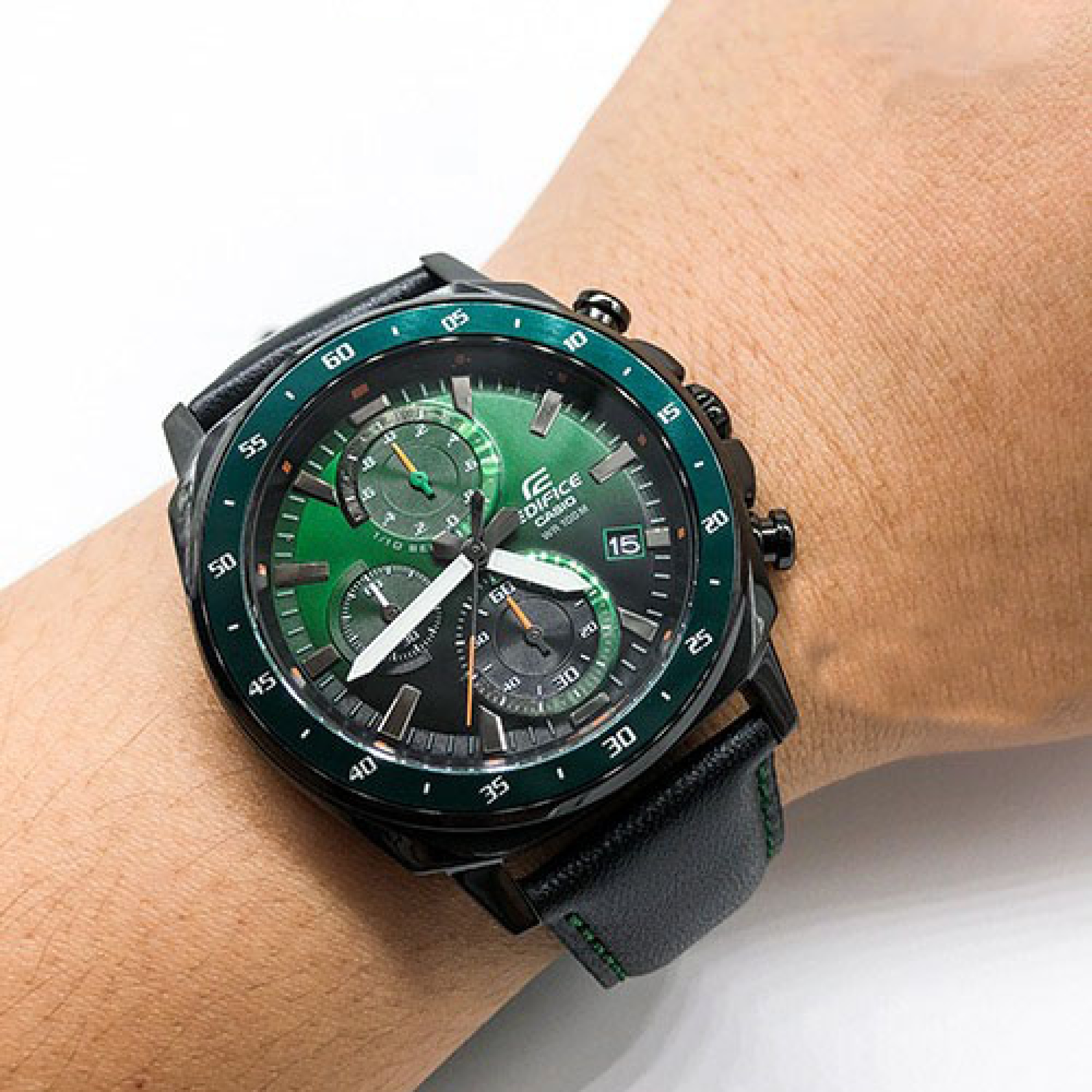 CASIO    EDIFICE EFV-600CL-3A - фото 4