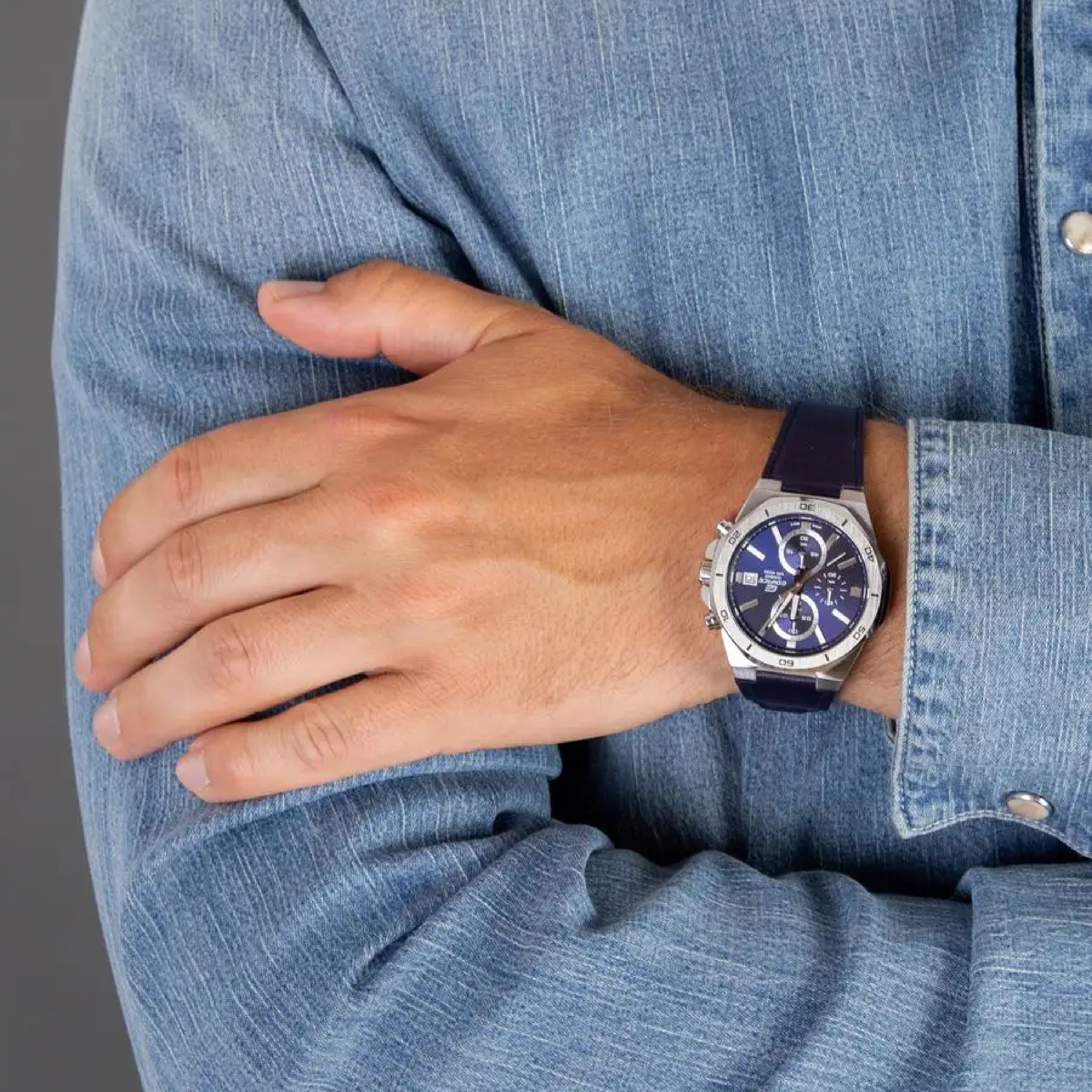 CASIO    EDIFICE EFV-640L-2A - фото 4