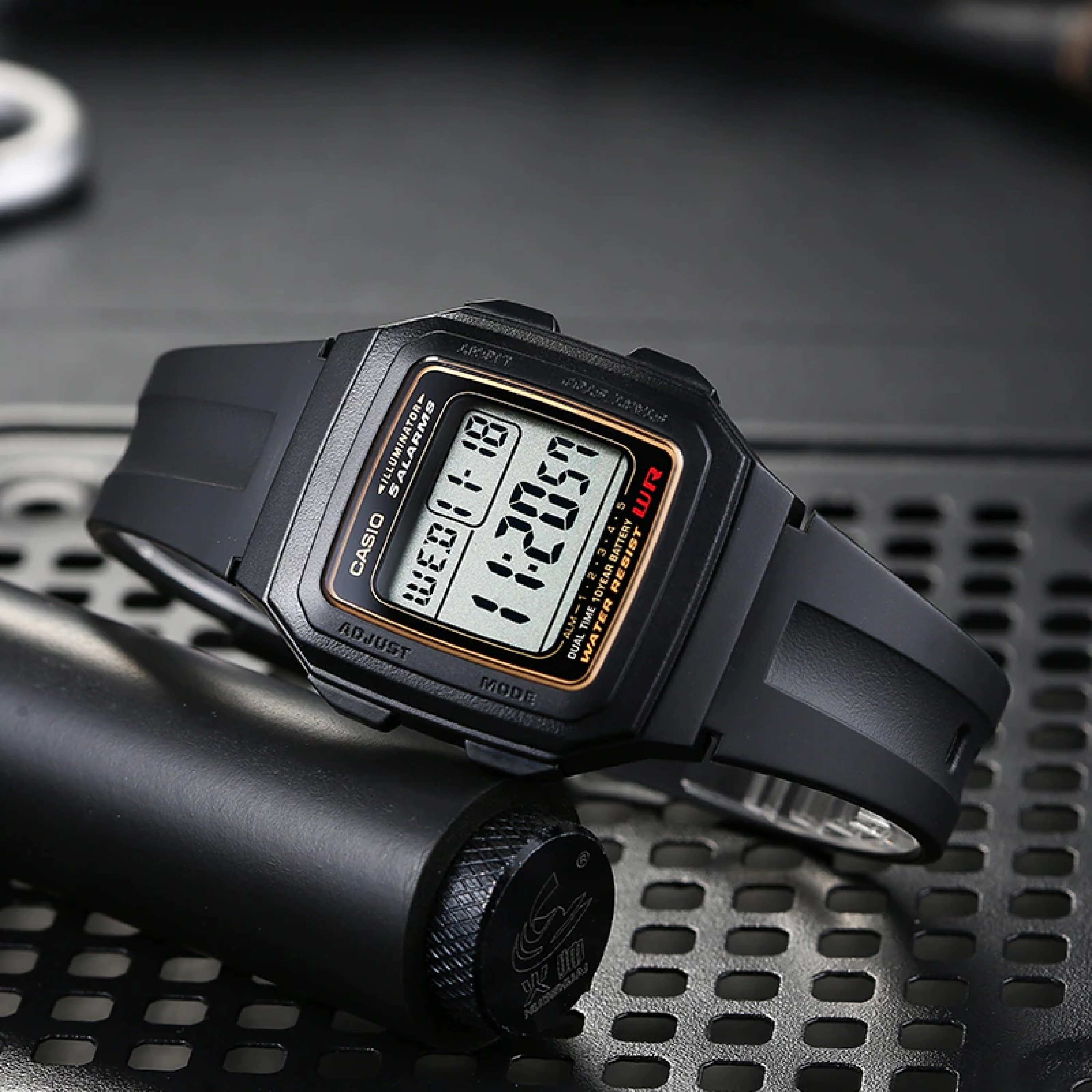 CASIO F-201WA-9A - фото 3