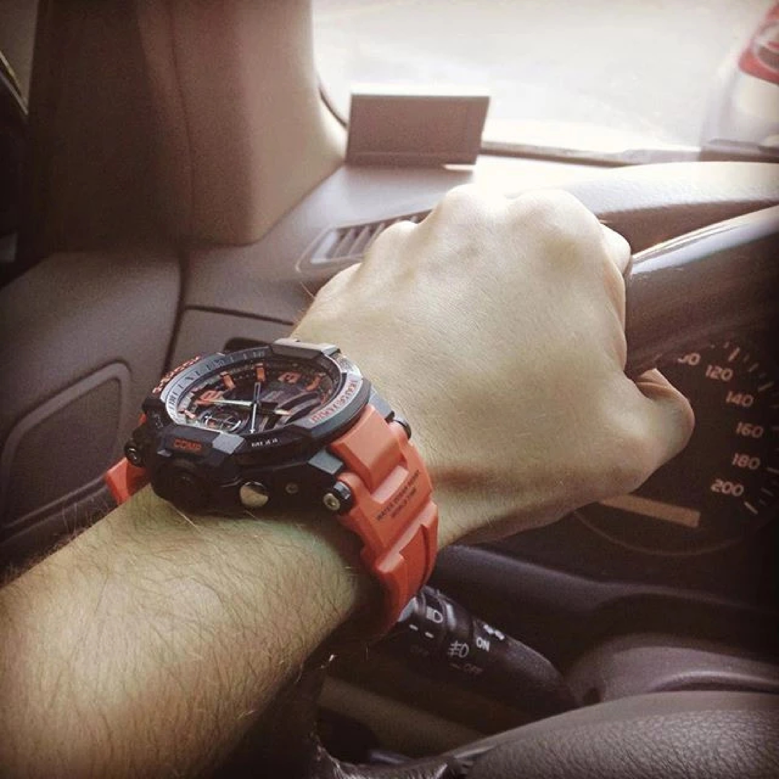 CASIO    G-SHOCK GA-1000-4A - фото 3