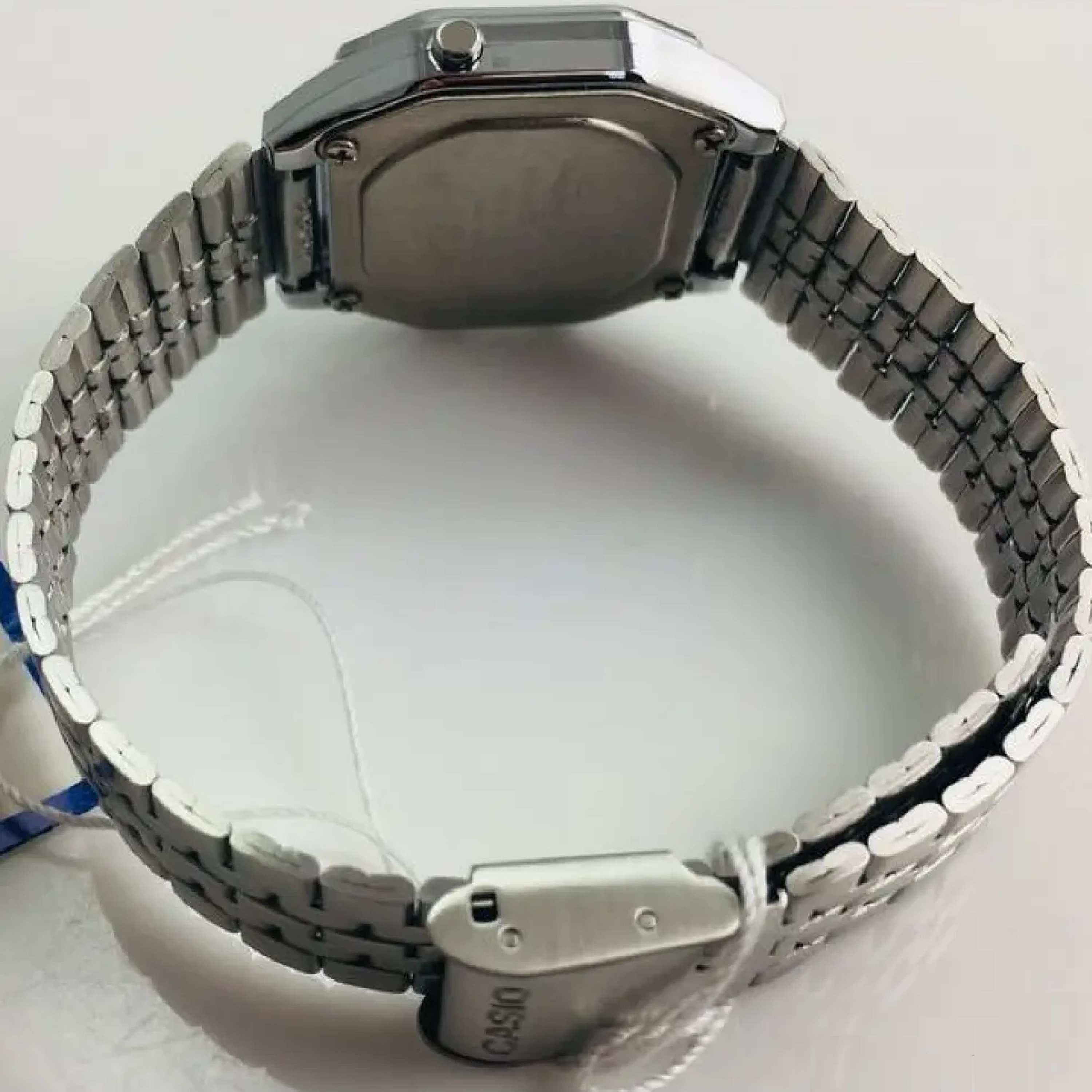 CASIO LA-680WA-1B - фото 3