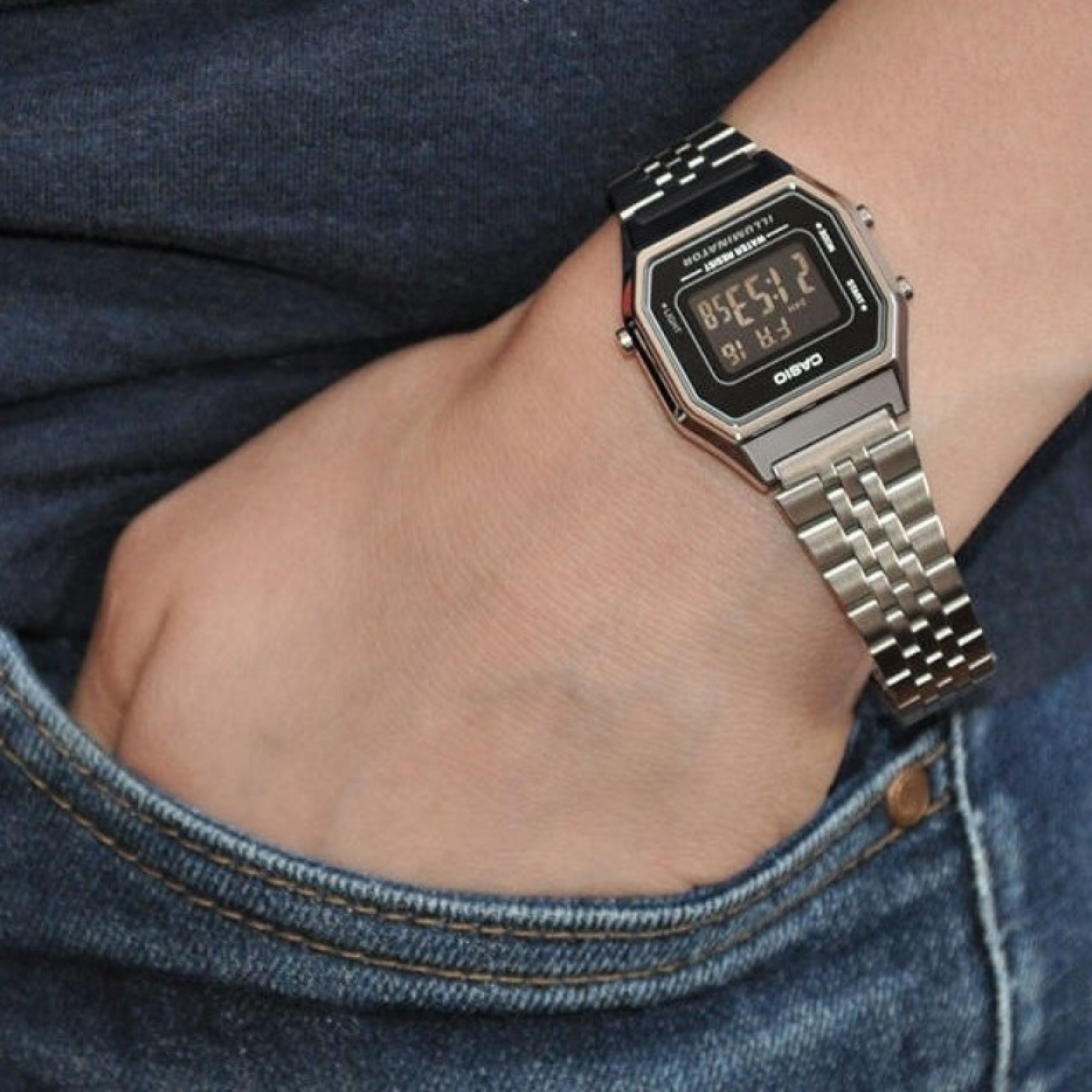 CASIO LA-680WA-1B - фото 4