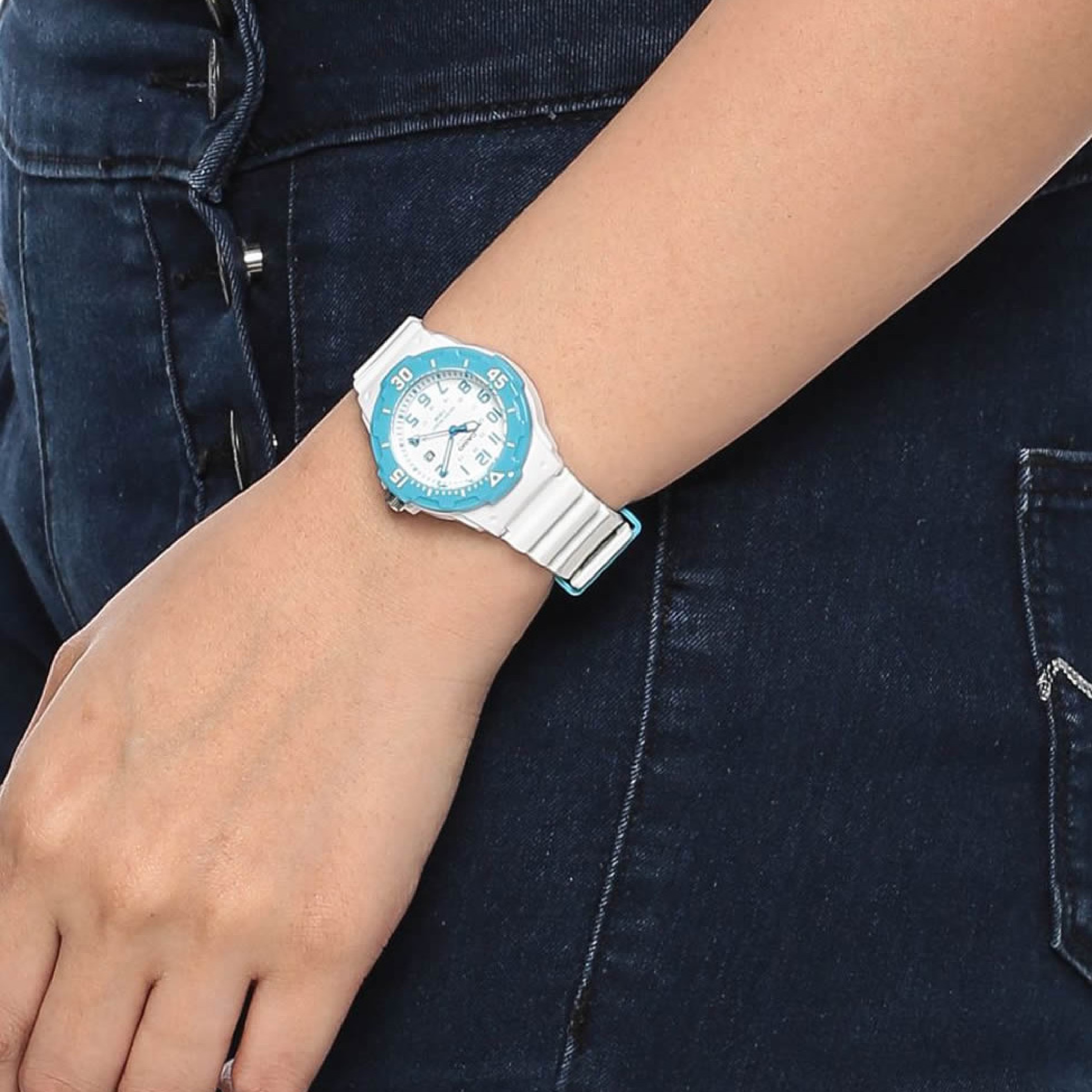 CASIO LRW-200H-2B - фото 4