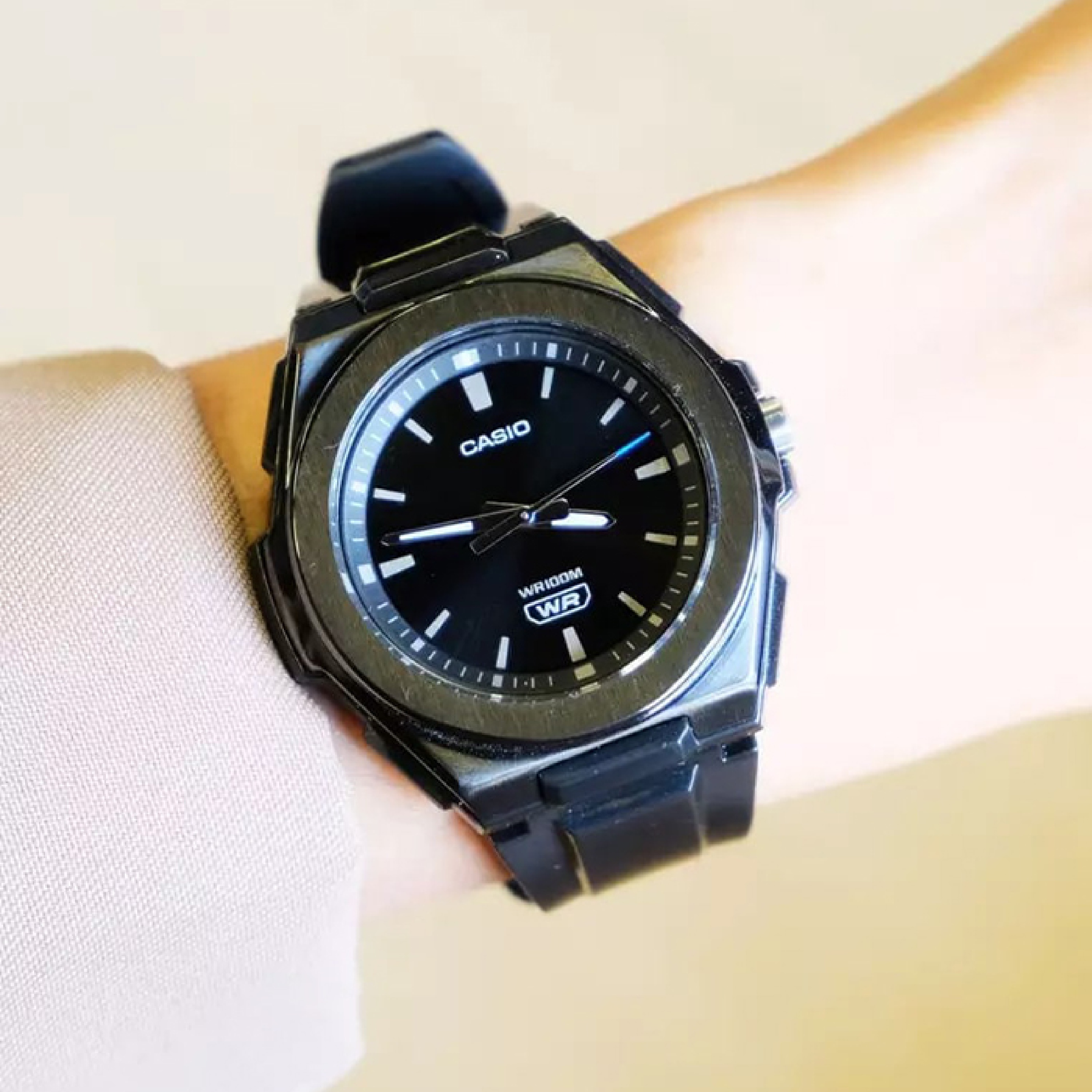 CASIO LWA-300HB-1E - фото 4