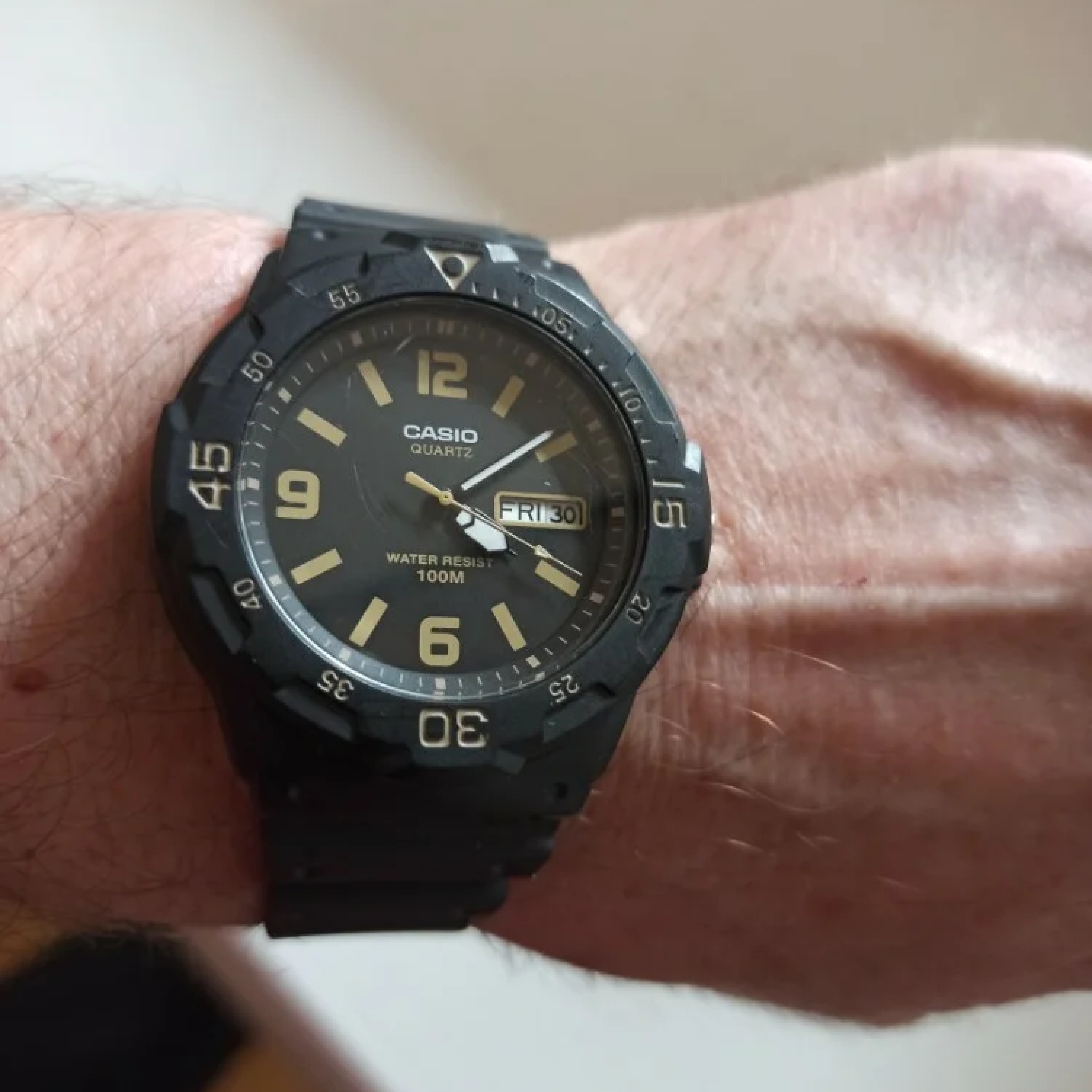 CASIO MRW-200H-1B3 - фото 4