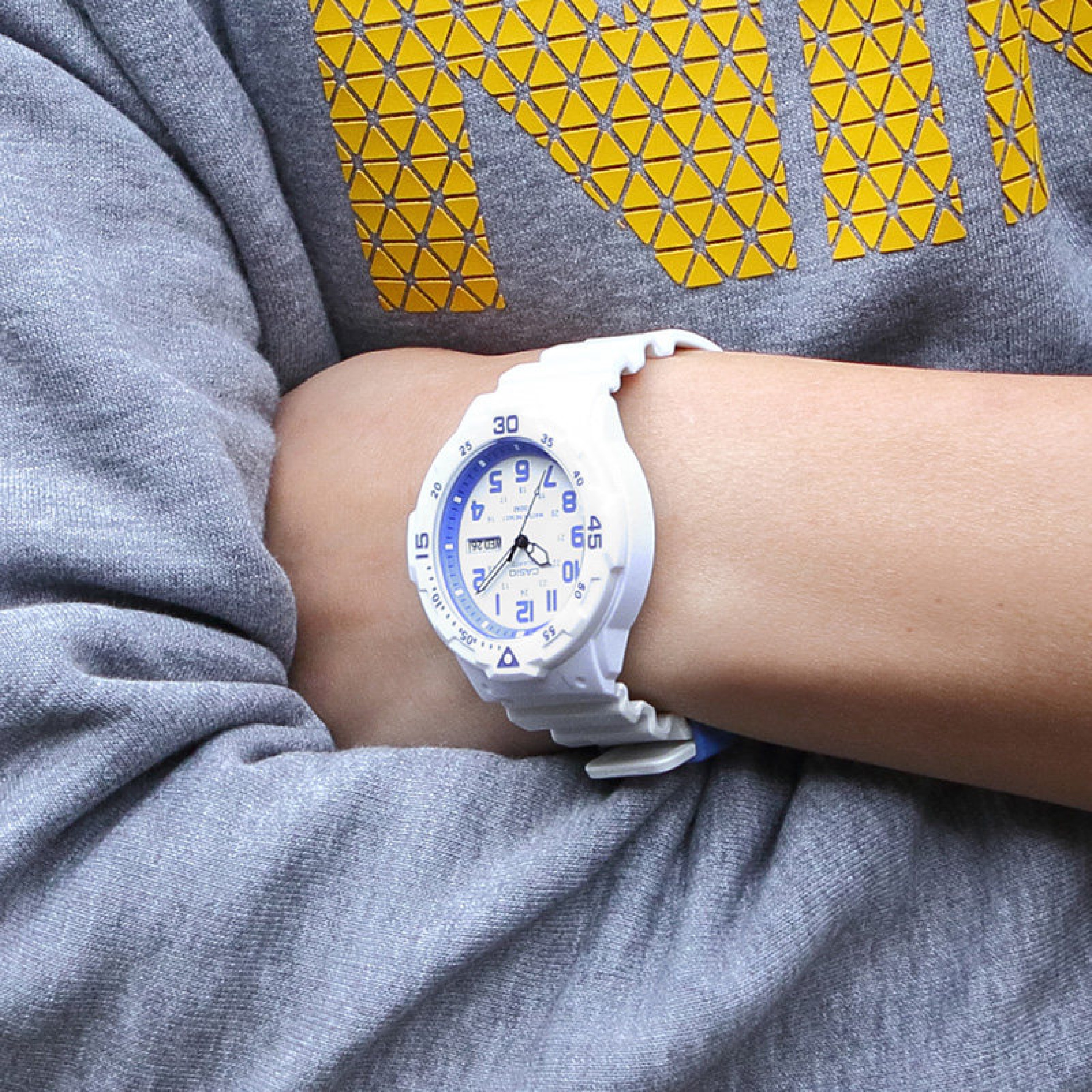 CASIO MRW-200HC-7B2 - фото 4