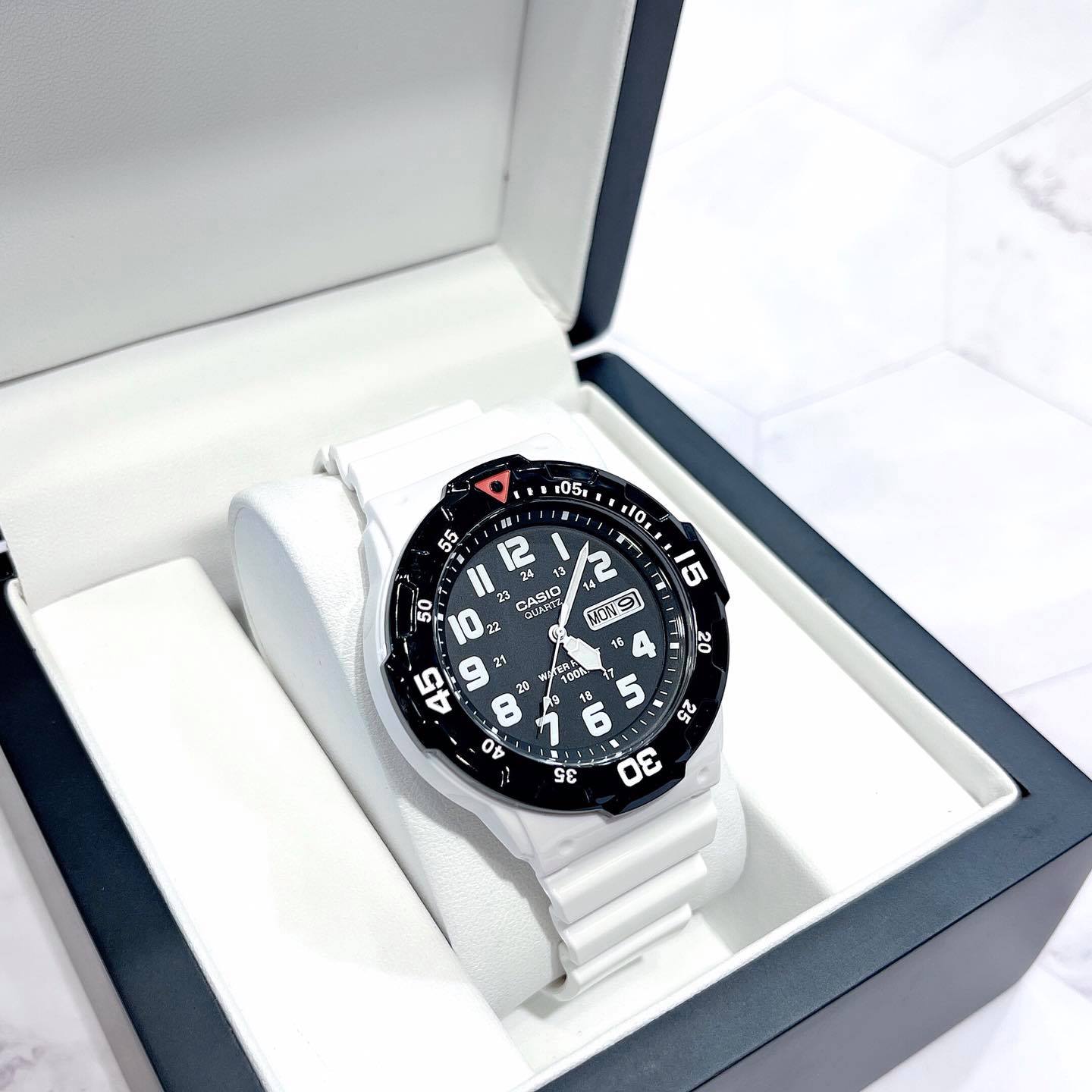 CASIO MRW-200HC-7B - фото 3