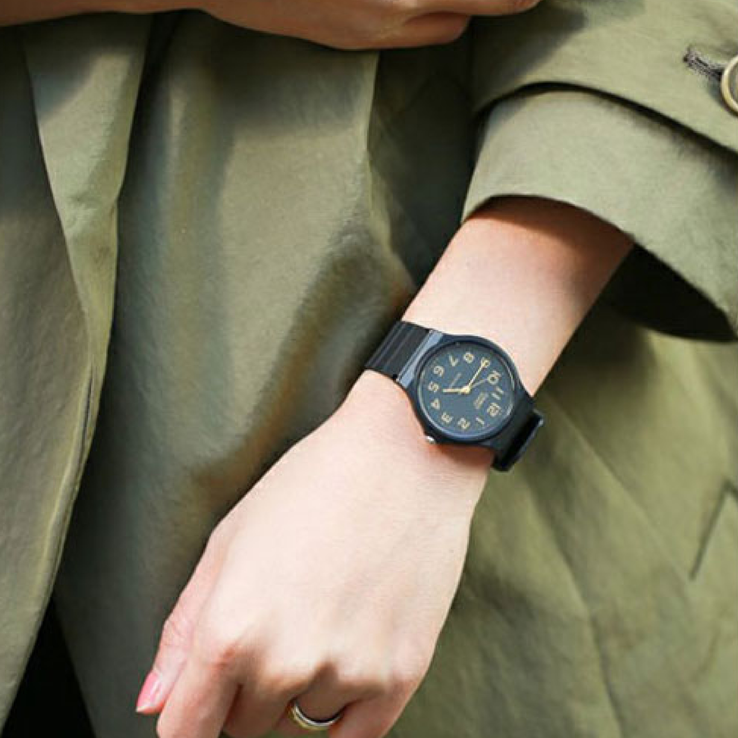 CASIO MW-240-1B2 - фото 4