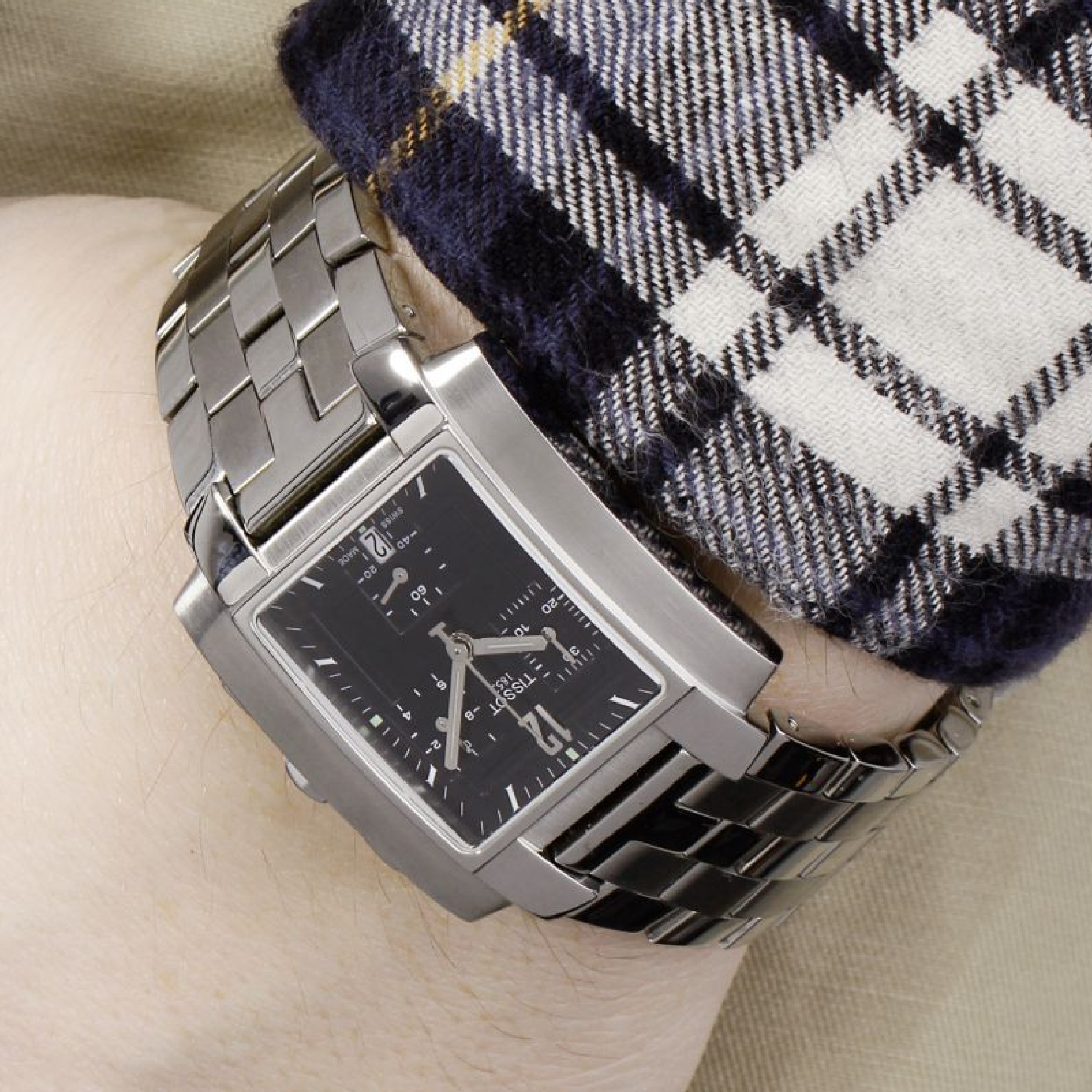 TISSOT T60.1.587.52 - фото 3