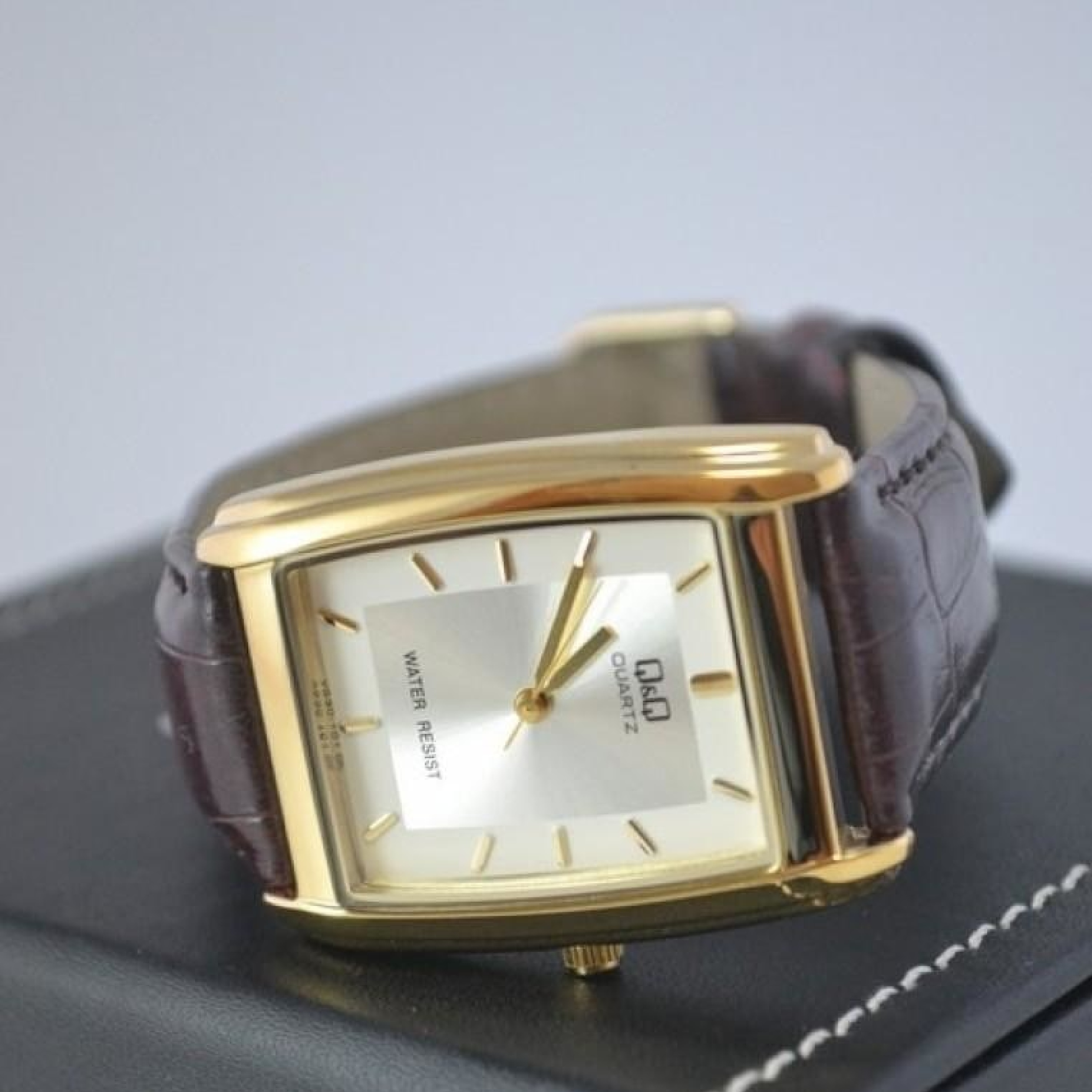 Q&Q VG30-100 - фото 2